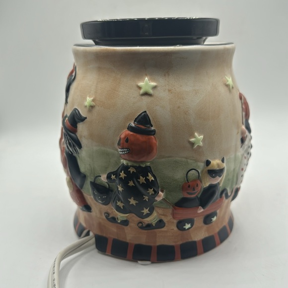 Yankee Halloween Kids tart warmer - Picture 4 of 6
